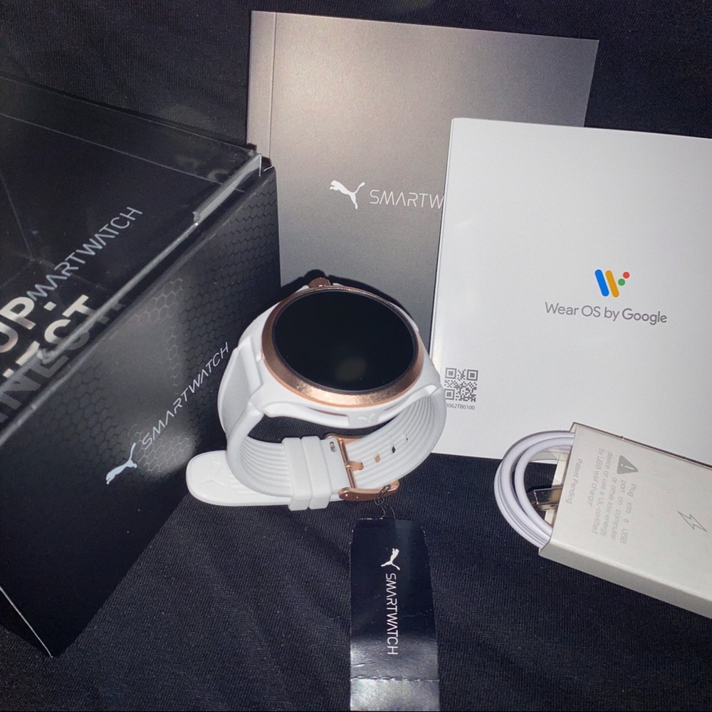 PUMA SMARTWATCH BRAND NEW
